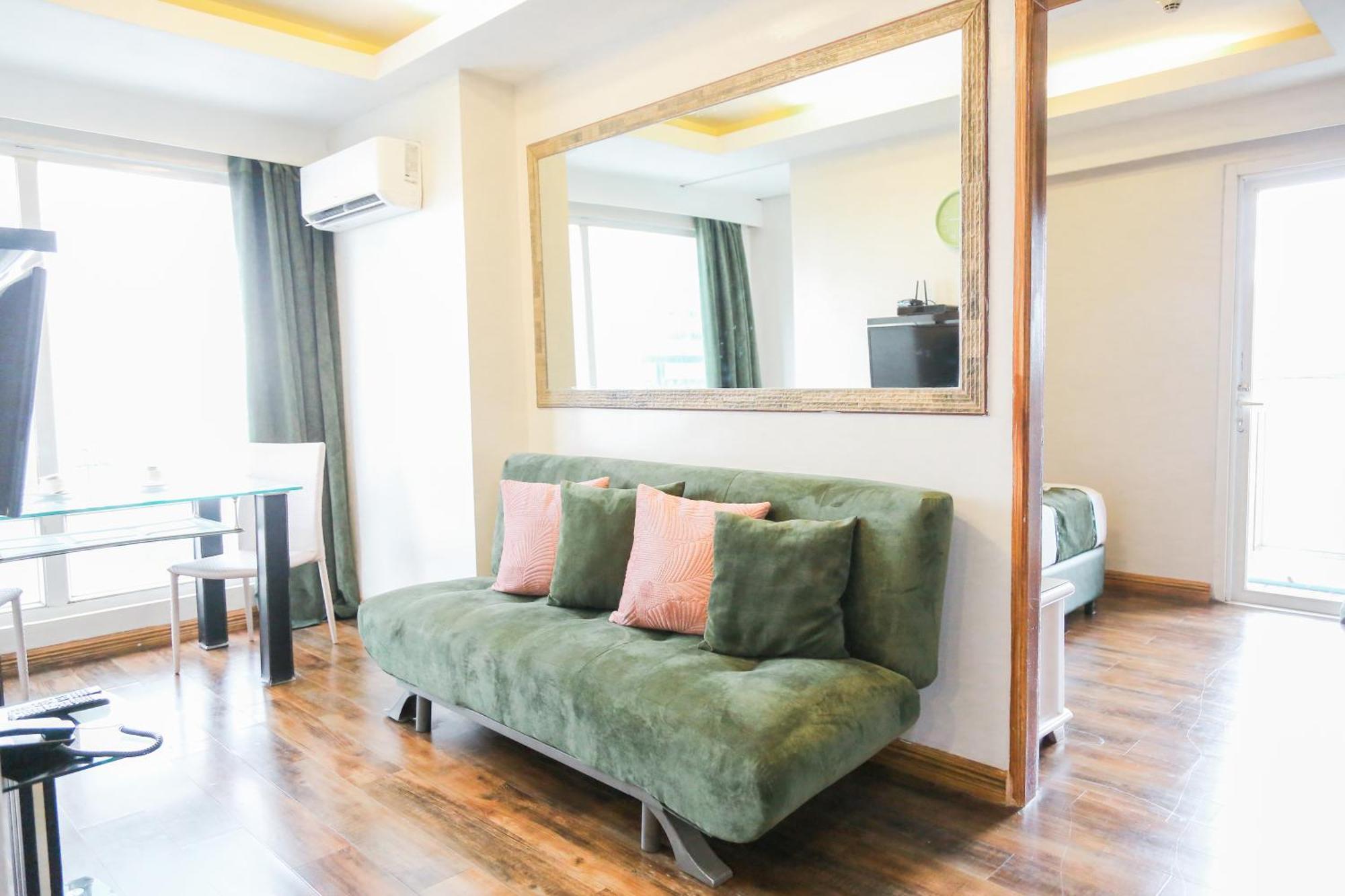 Pacific Bay Grand Suites Manila Exterior photo
